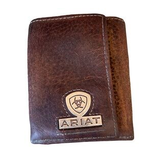 Ariat Men’s Distressed Brown Leather Trifold Wallet - Silver Shield Logo